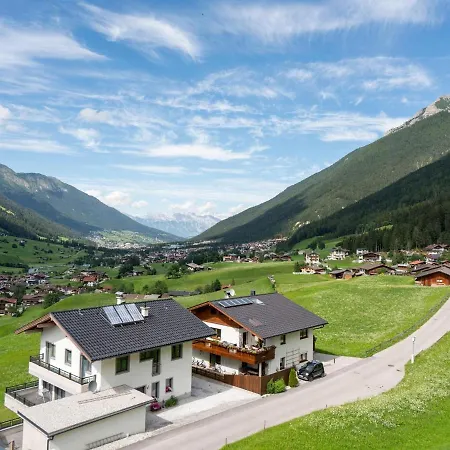 In Neustift Near Lift Neustift im Stubaital